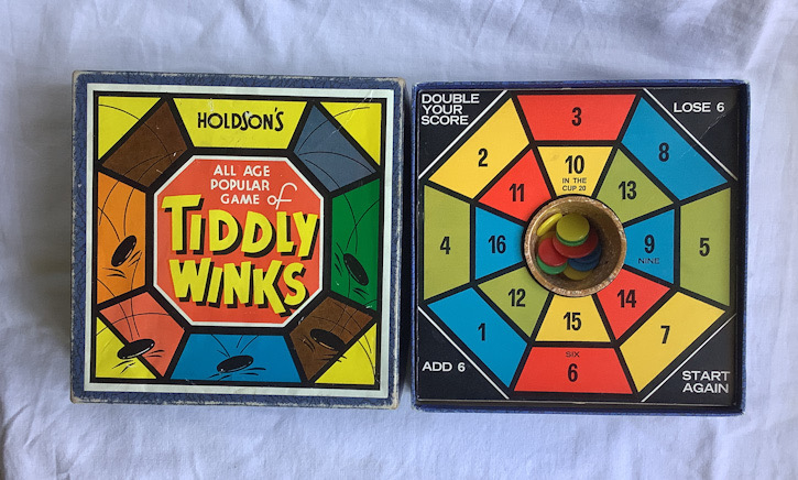 1950s New Zealand made Tiddly Winks toy game by Holdson